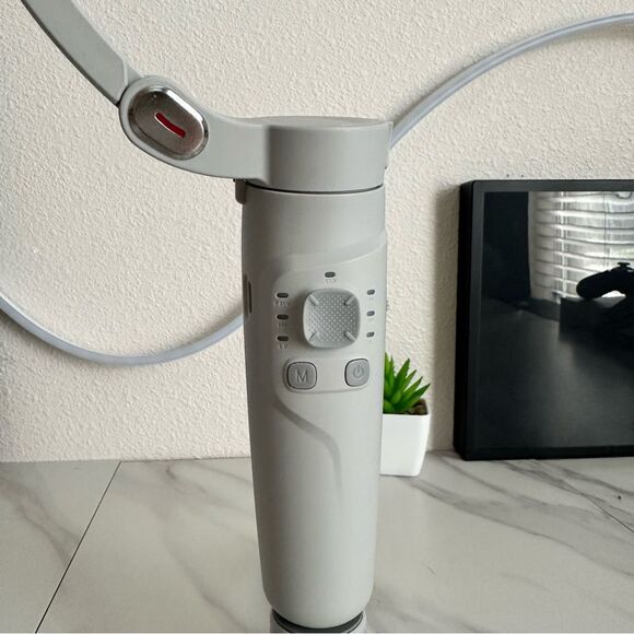 Gray Smartphone Gimbal Stabilizer - Picture 4 of 6